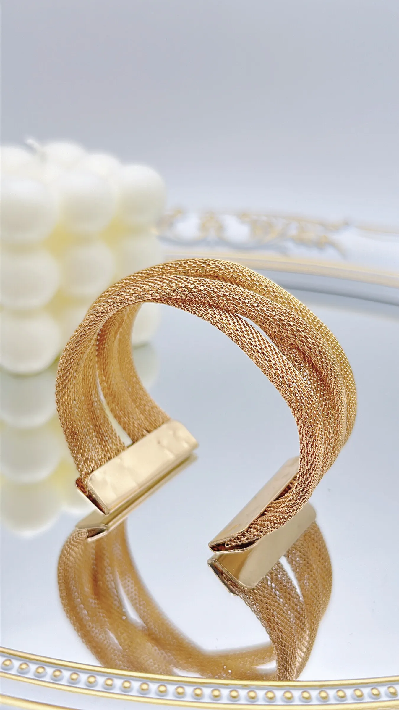 BANG-ARMBAND