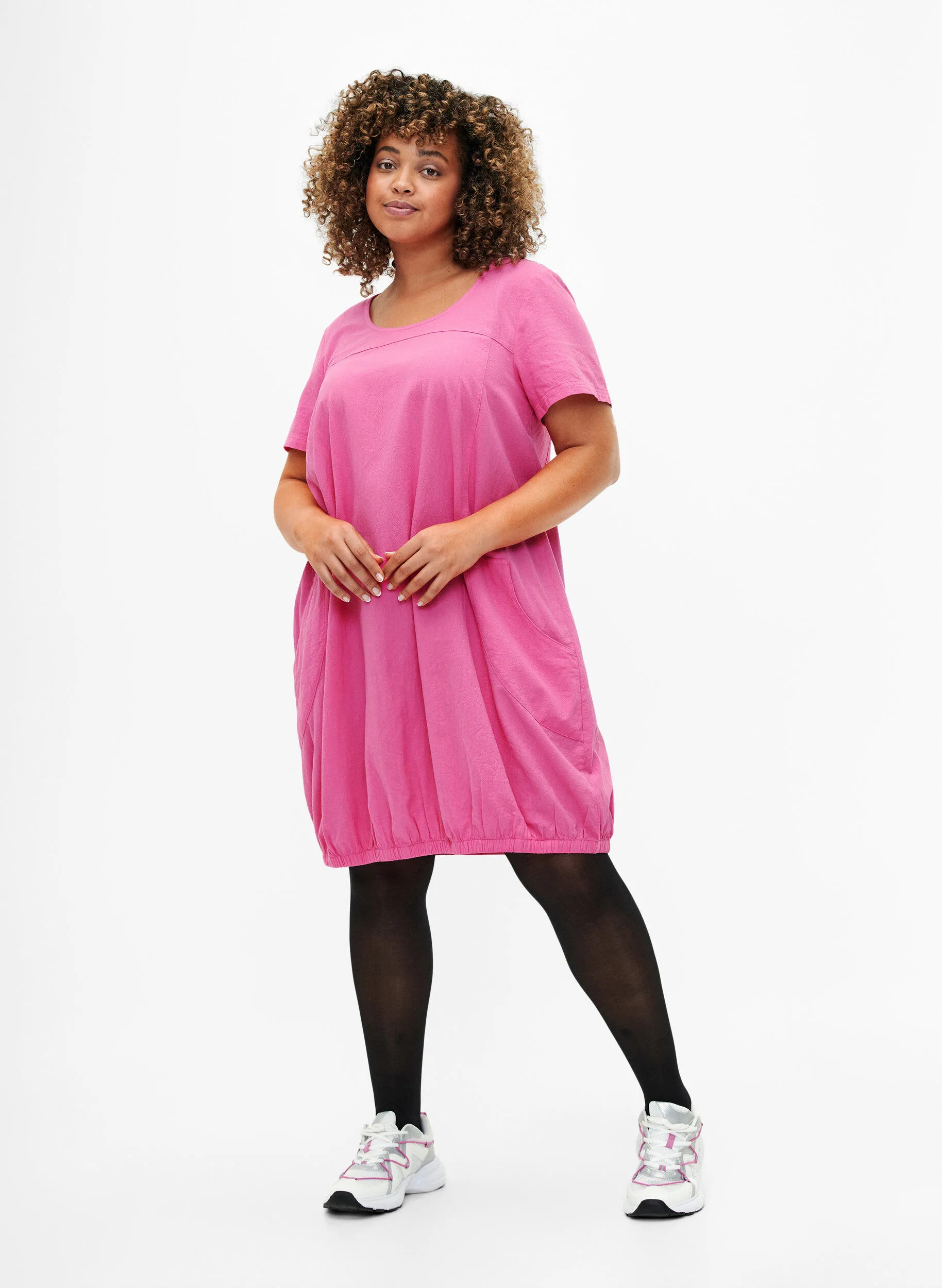 Kurzarm Kleid aus Baumwolle