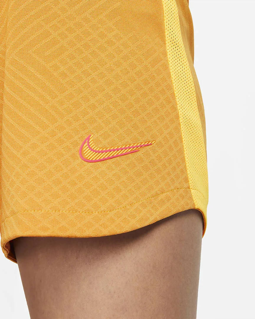 Kurze Hosen Nike Dri-FIT Strike Football Shorts DH9155-738