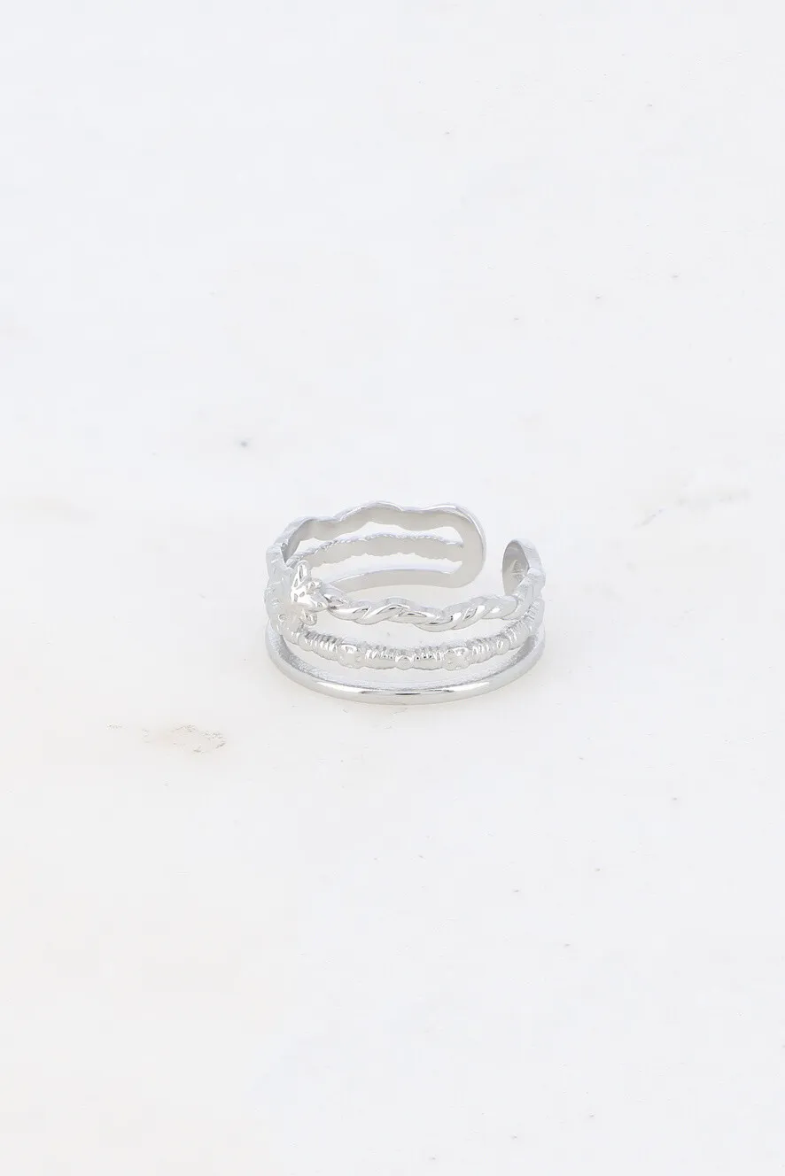Ring – 3 Reihen, gedreht, strukturiert und glatt mit Stern